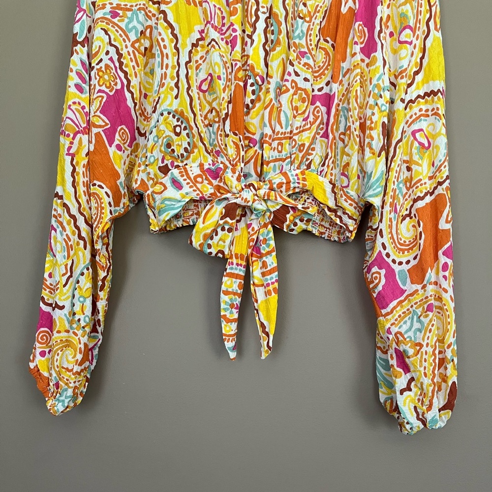 {Rachel Zoe} Long Dolman Sleeve Paisley Print Cropped Blouse - Womens Medium - Picture 3 of 9